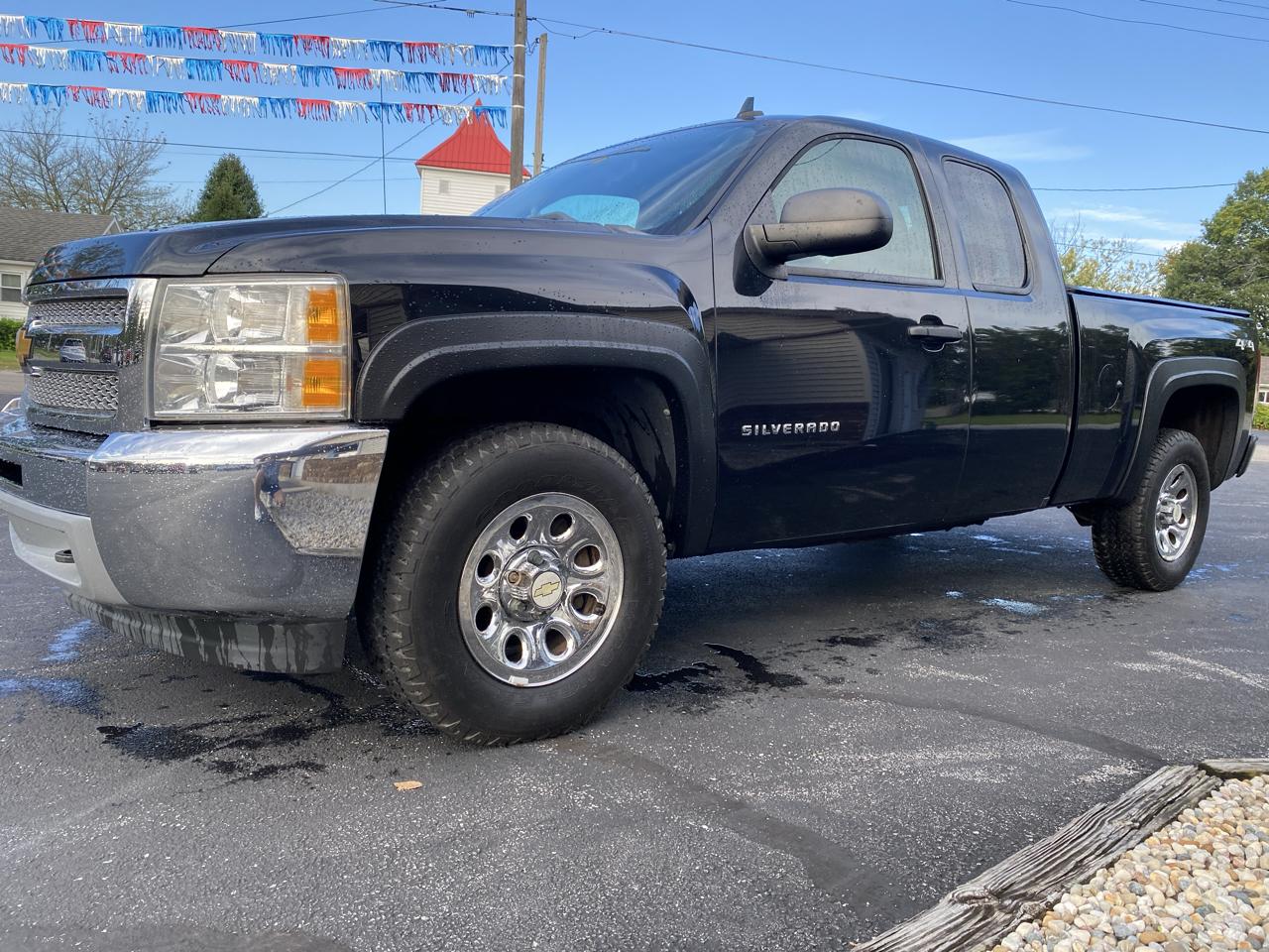 Chevrolet Silverado 1500 4WD Ext Cab 143.5" LS 2012