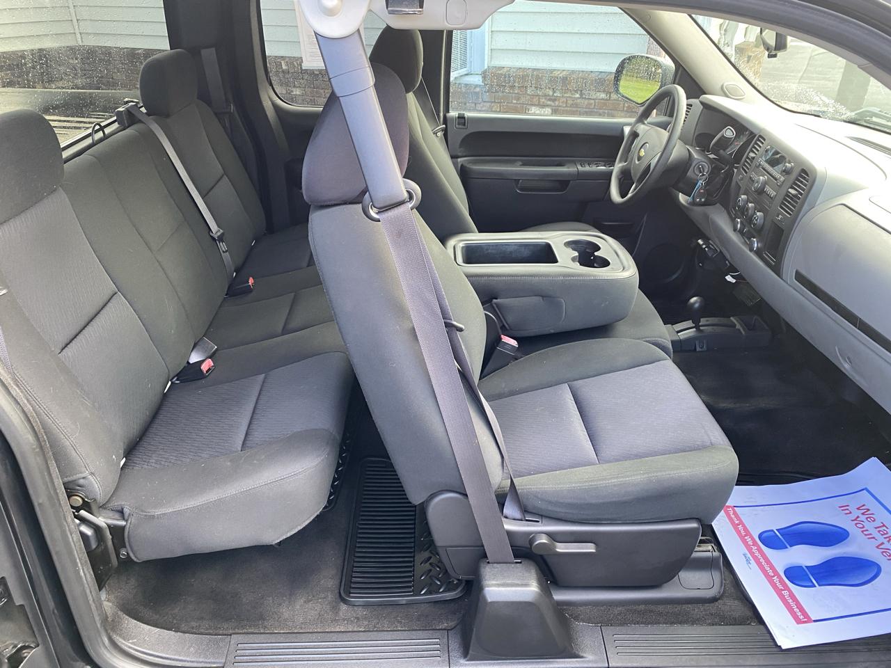Chevrolet Silverado 1500 4WD Ext Cab 143.5" LS 2012