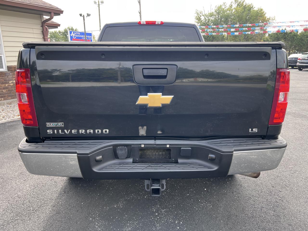 Chevrolet Silverado 1500 4WD Ext Cab 143.5" LS 2012