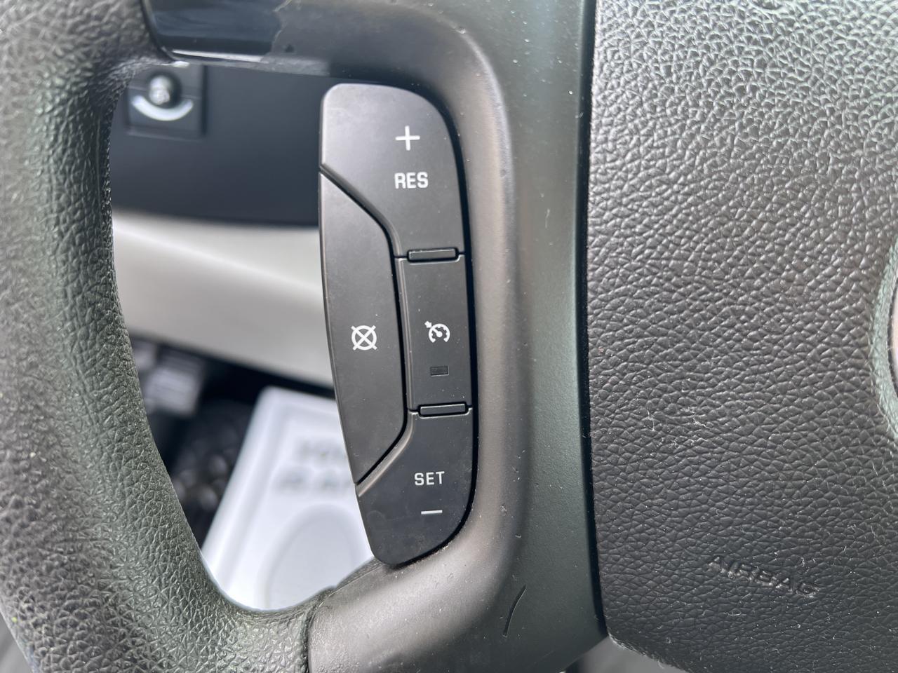Chevrolet Silverado 1500 4WD Ext Cab 143.5" LS 2012