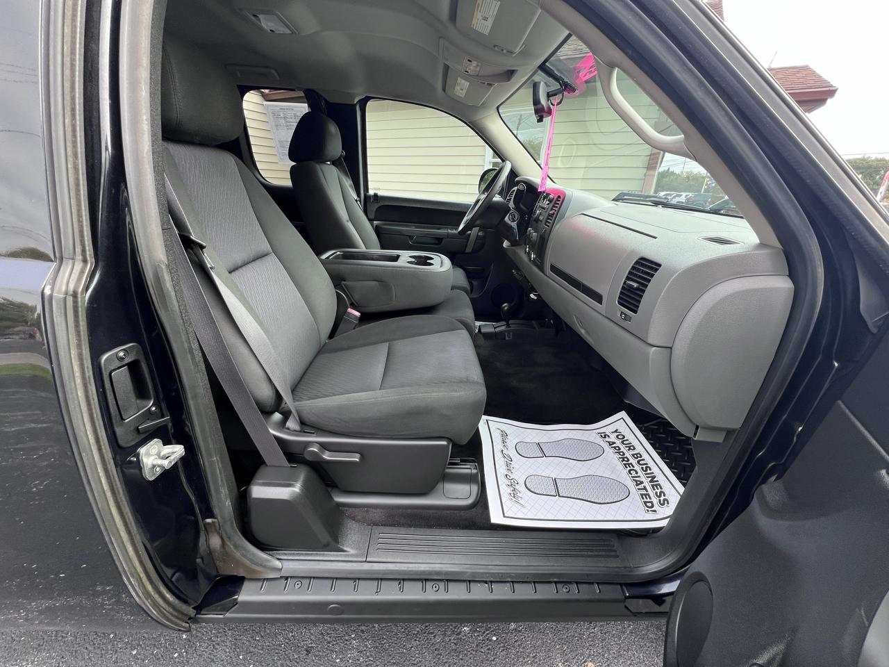 Chevrolet Silverado 1500 4WD Ext Cab 143.5" LS 2012
