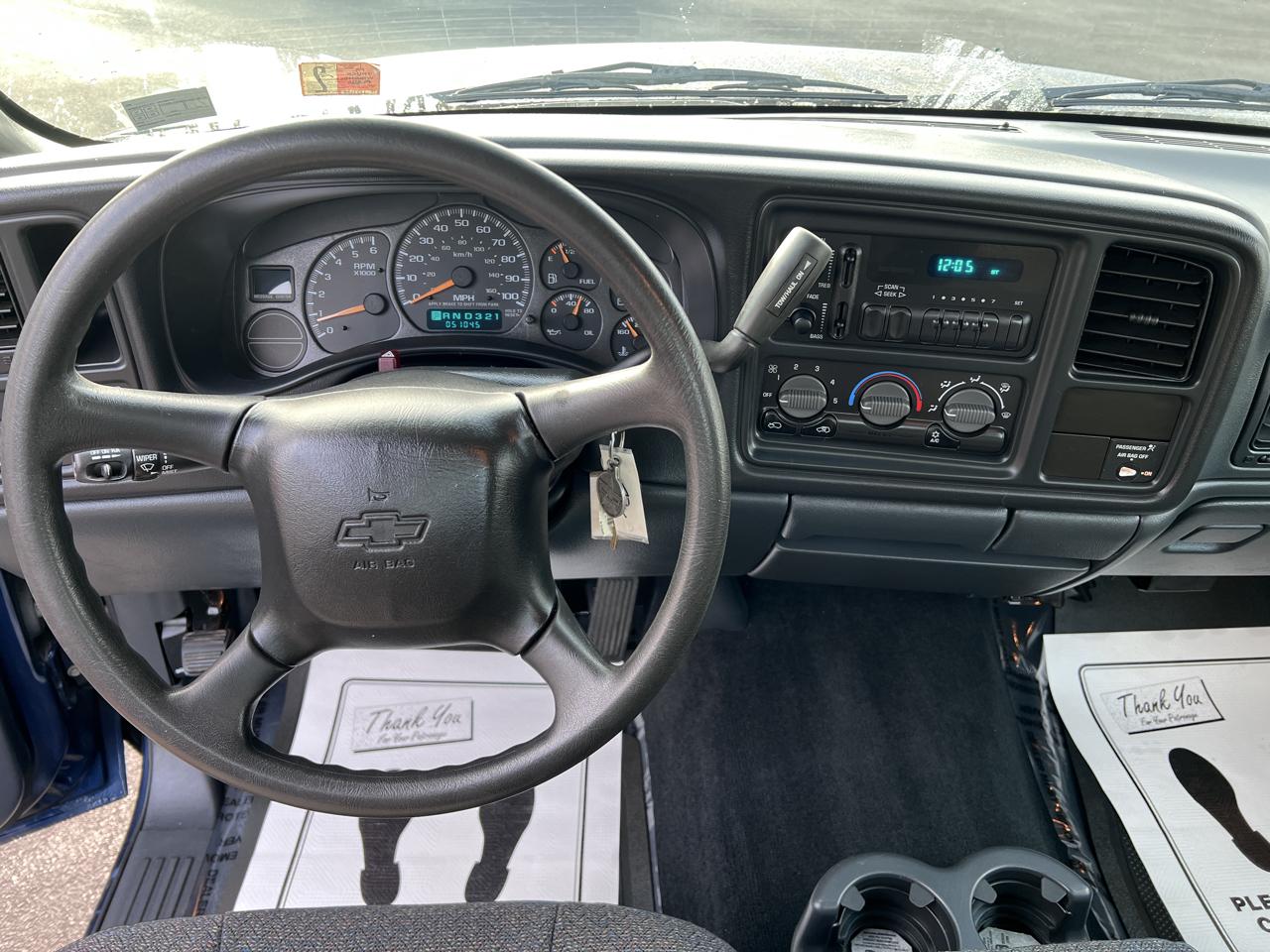 Chevrolet Silverado 1500 Reg Cab 119.0" WB 2002