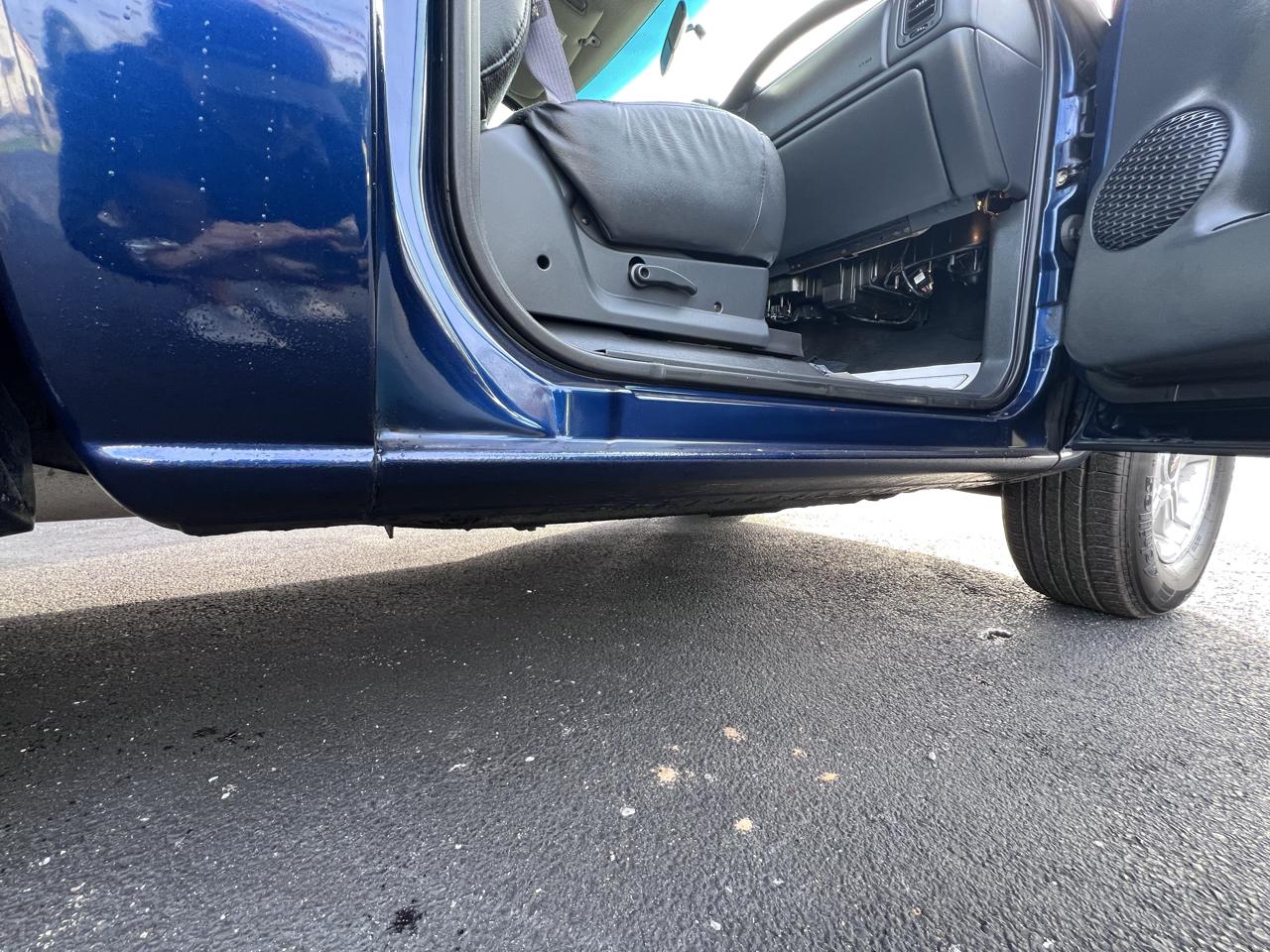 Chevrolet Silverado 1500 Reg Cab 119.0" WB 2002