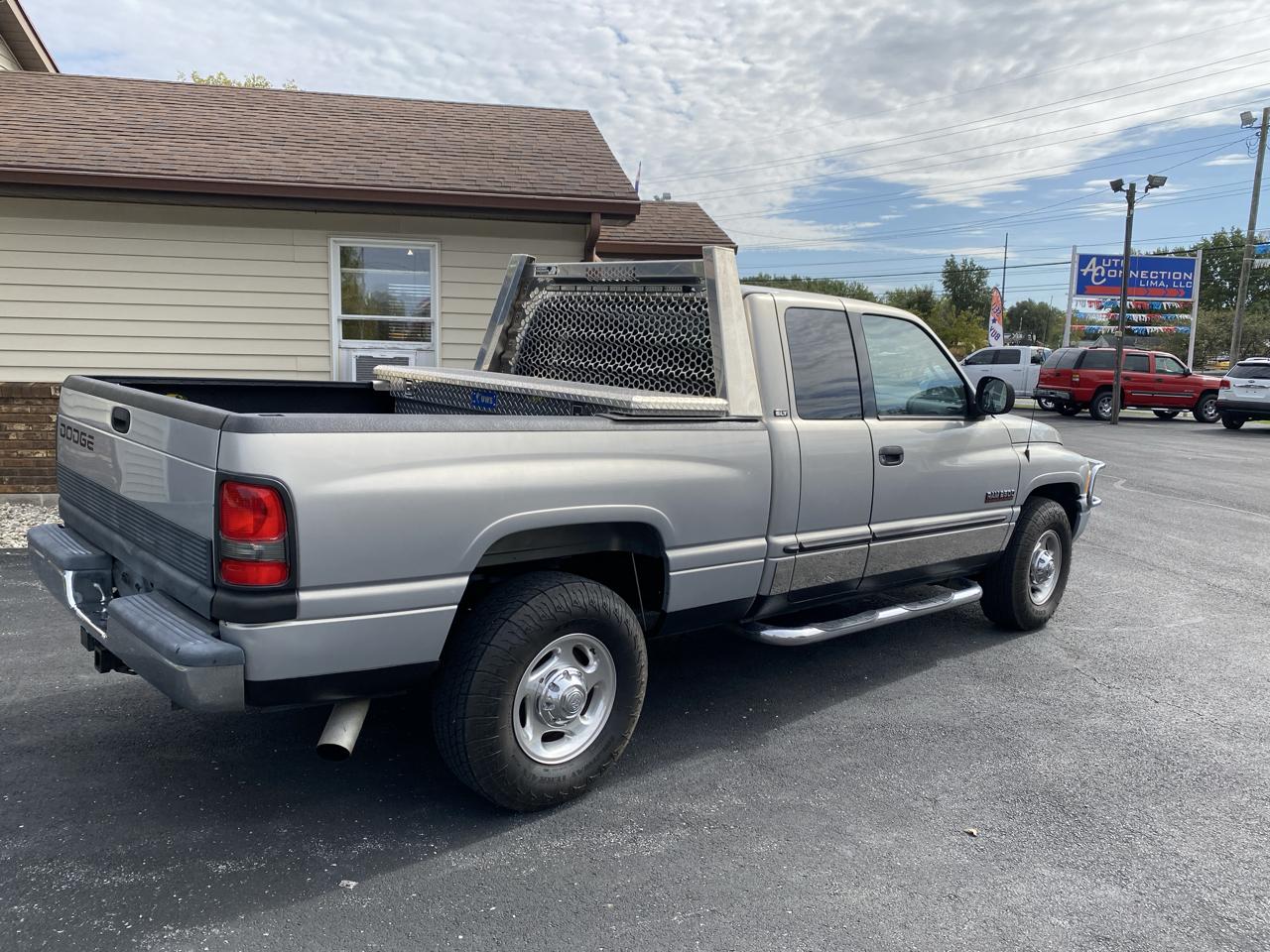 Dodge Ram 2500 4dr Quad Cab 139" WB HD 2000