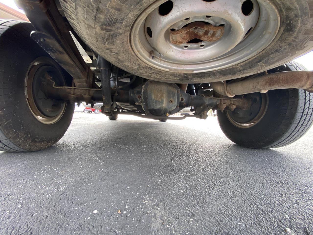 Dodge Ram 2500 4dr Quad Cab 139" WB HD 2000