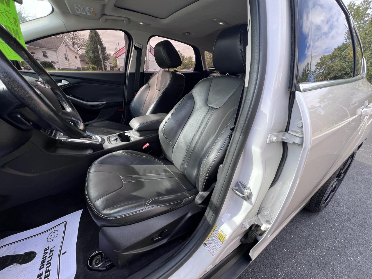 Ford Focus 5dr HB Titanium 2013