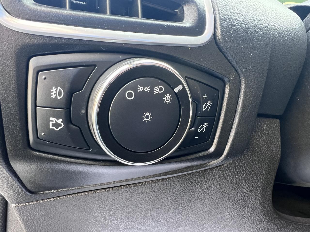 Ford Focus 5dr HB Titanium 2013
