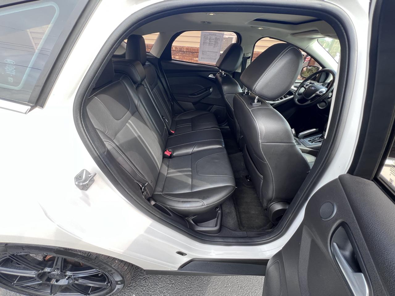 Ford Focus 5dr HB Titanium 2013