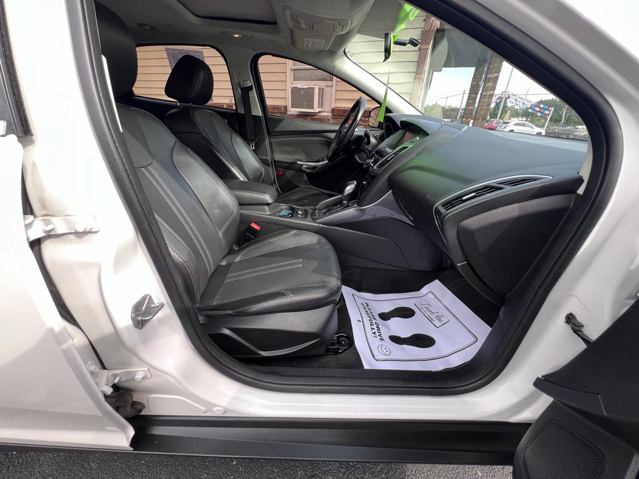 Ford Focus 5dr HB Titanium 2013