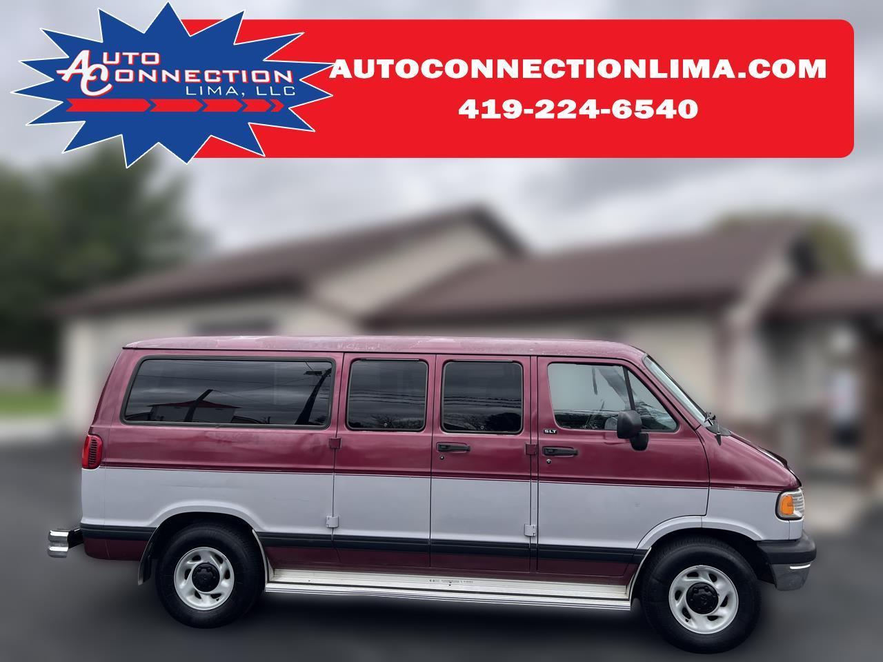 1997 Dodge Ram Wagon B2500 127" WB