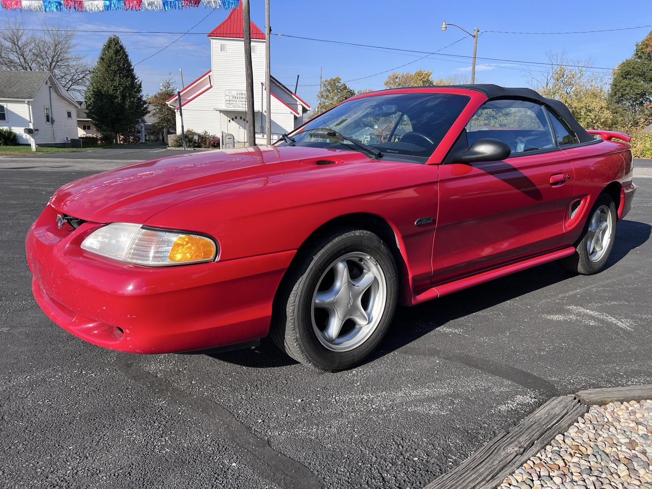 Ford Mustang 2dr Convertible GT 1997