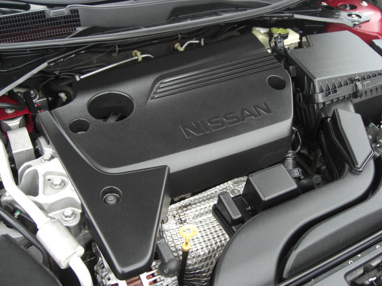 Nissan Altima 4dr Sdn V6 3.5 SV 2013