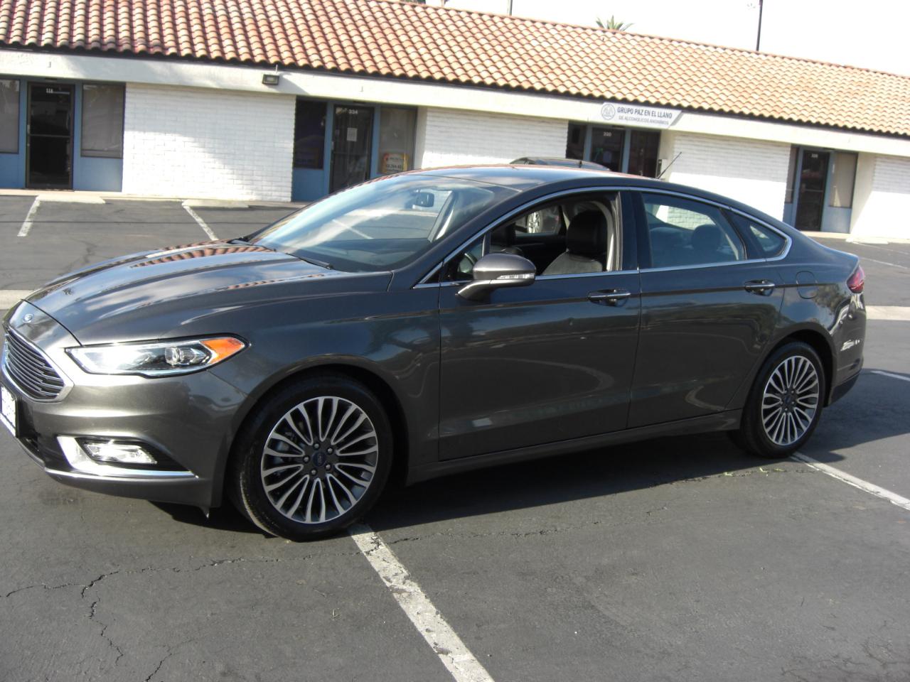 Ford Fusion SE FWD 2017