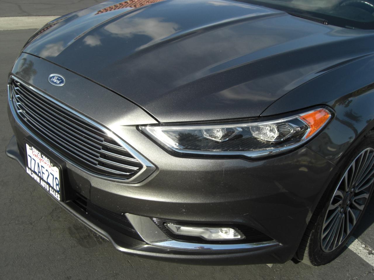 Ford Fusion SE FWD 2017