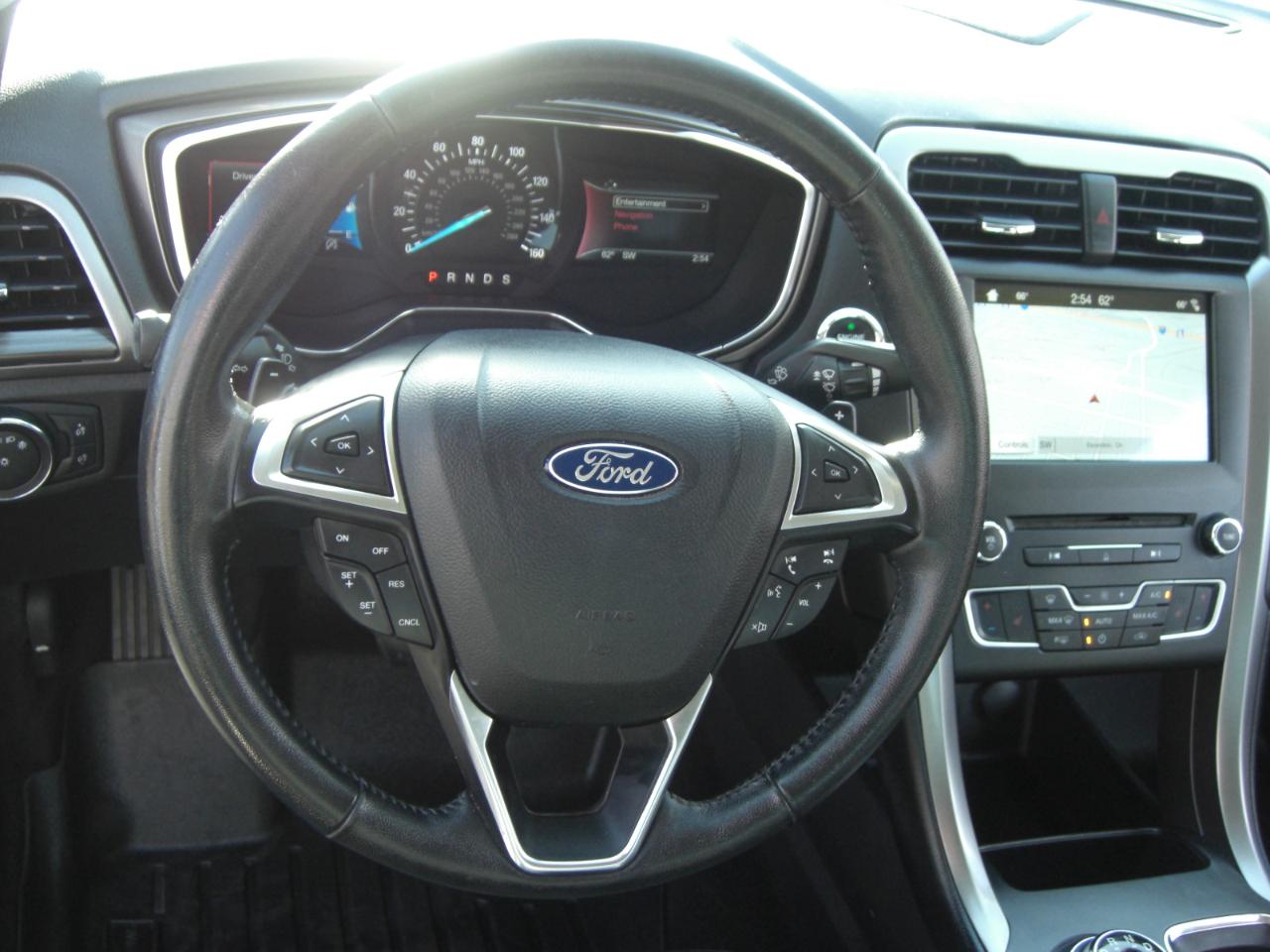 Ford Fusion SE FWD 2017