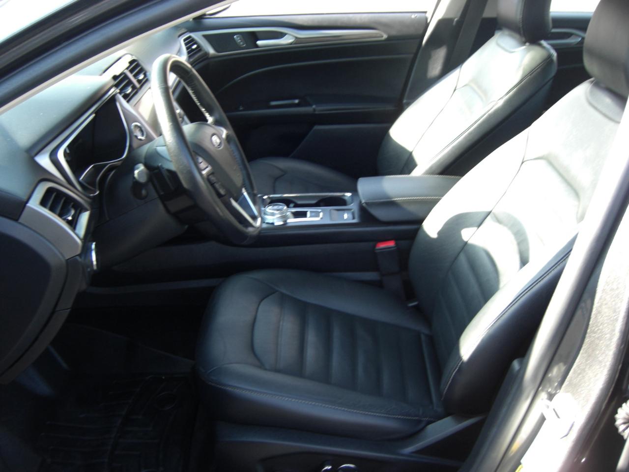 Ford Fusion SE FWD 2017