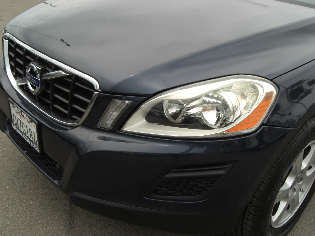 Volvo XC60 4dr 3.2L PZEV 2012