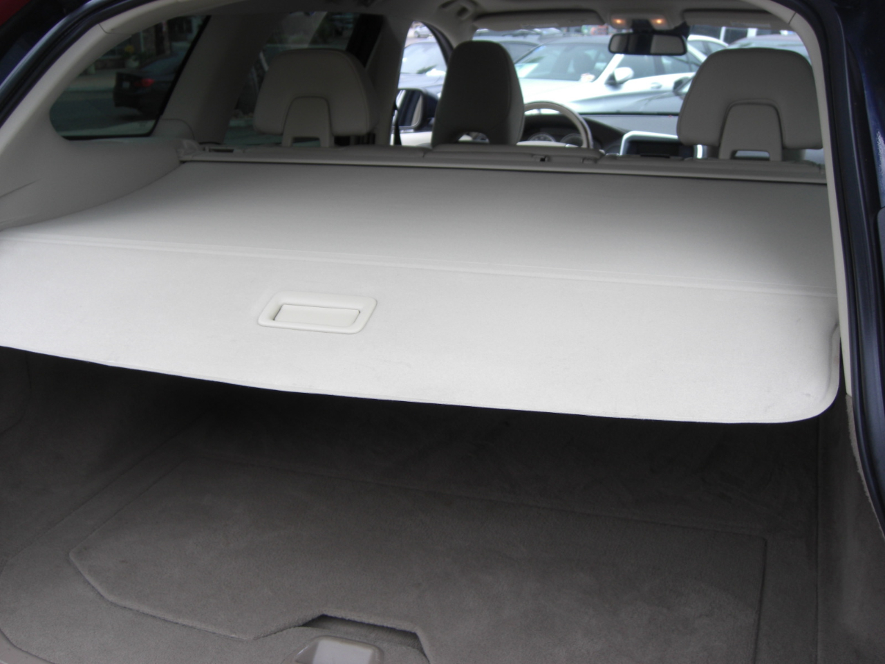 Volvo XC60 4dr 3.2L PZEV 2012