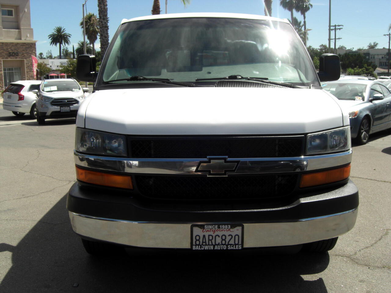 Chevrolet Express Passenger RWD 3500 155" LT w/1LT 2016 Chevrolet Express Passenger RWD 3500 155" LT w/1LT 2016