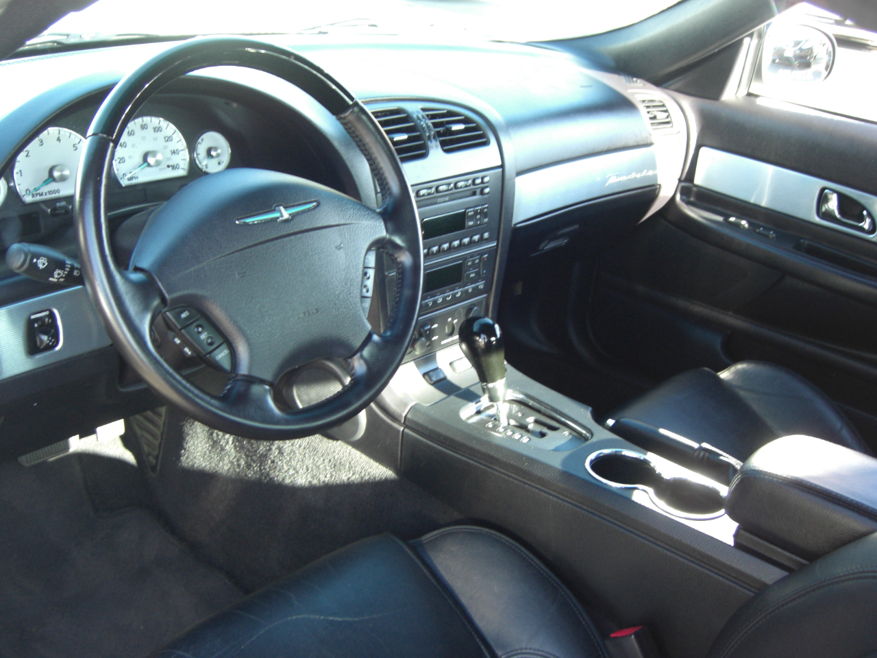 Ford Thunderbird 2dr Convertible Premium 2004 Ford Thunderbird 2dr Convertible Premium 2004