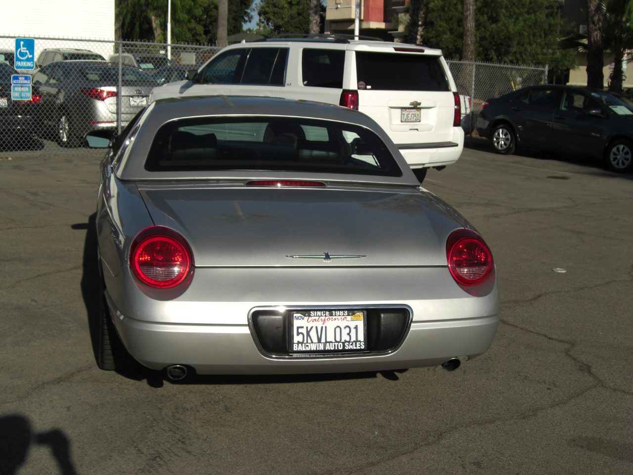 Ford Thunderbird 2dr Convertible Premium 2004 Ford Thunderbird 2dr Convertible Premium 2004