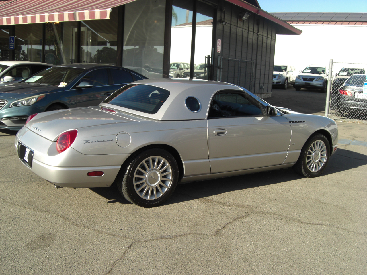 Ford Thunderbird 2dr Convertible Premium 2004 Ford Thunderbird 2dr Convertible Premium 2004