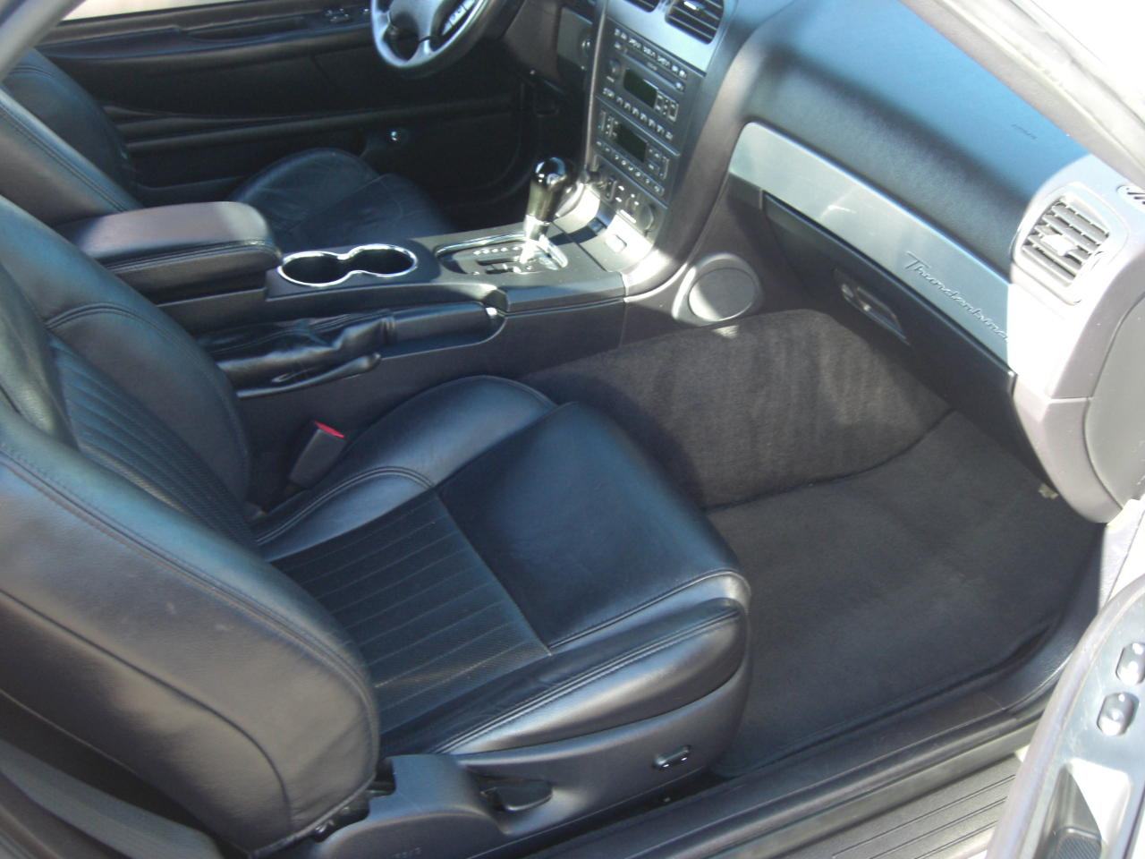 Ford Thunderbird 2dr Convertible Premium 2004 Ford Thunderbird 2dr Convertible Premium 2004