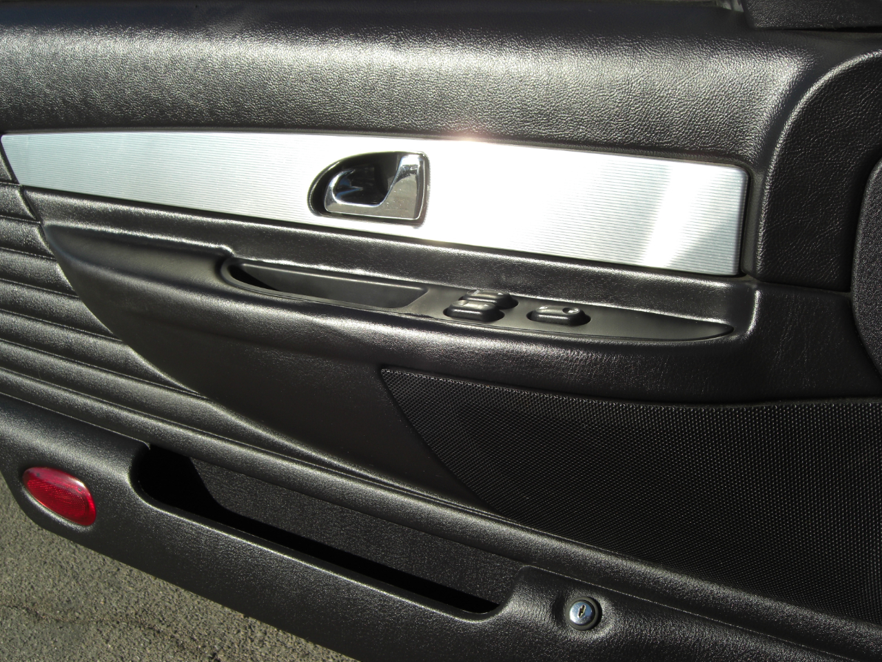 Ford Thunderbird 2dr Convertible Premium 2004 Ford Thunderbird 2dr Convertible Premium 2004