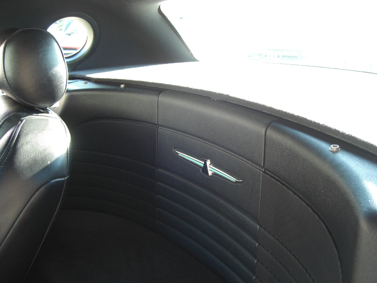 Ford Thunderbird 2dr Convertible Premium 2004 Ford Thunderbird 2dr Convertible Premium 2004