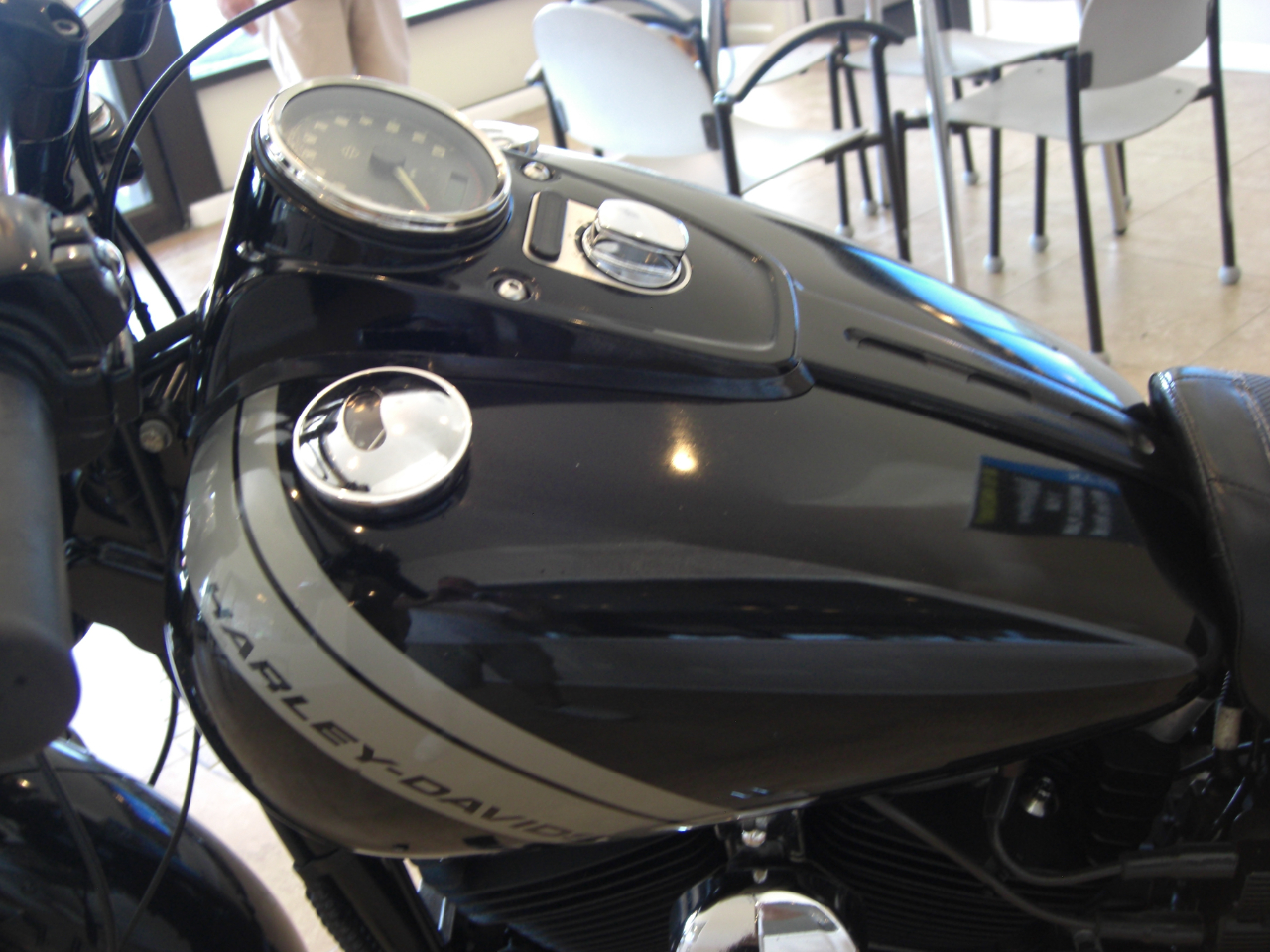 Harley-Davidson Dyna Fat Bob  2014 Harley-Davidson Dyna Fat Bob  2014