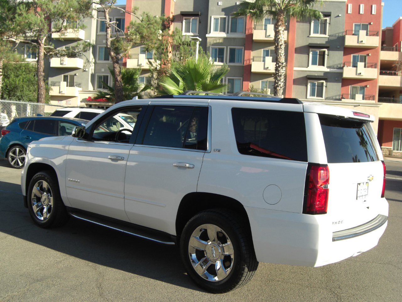 2015 Chevrolet Tahoe LTZ photo 11
