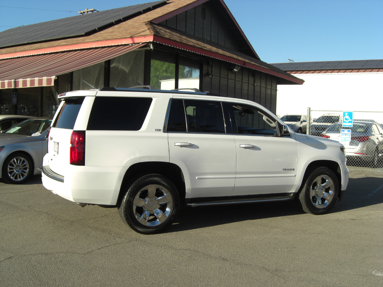 2015 Chevrolet Tahoe LTZ photo 15