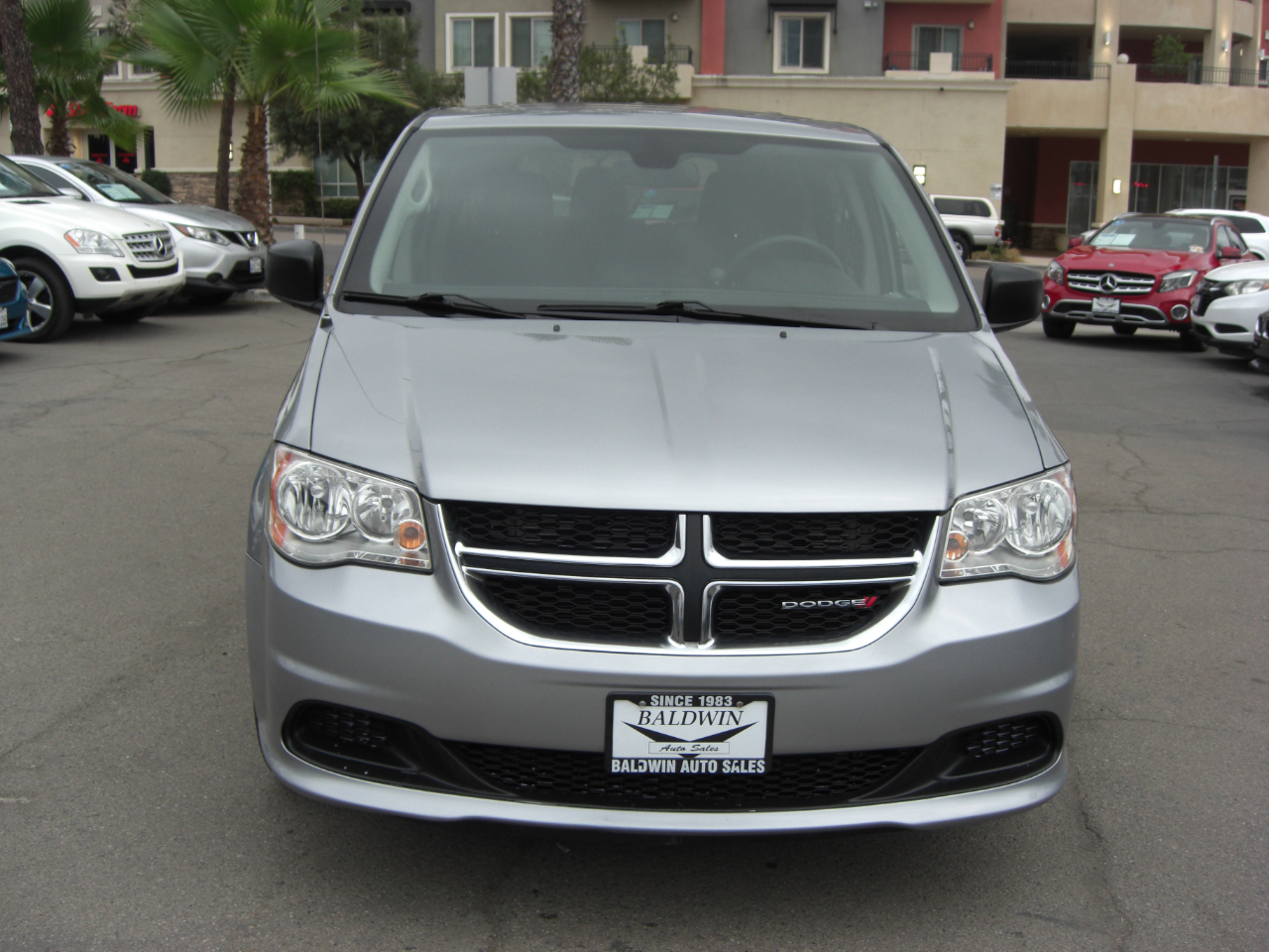 2019 Dodge Grand Caravan SE photo 2