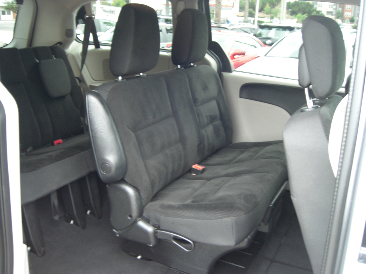 2019 Dodge Grand Caravan SE photo 12