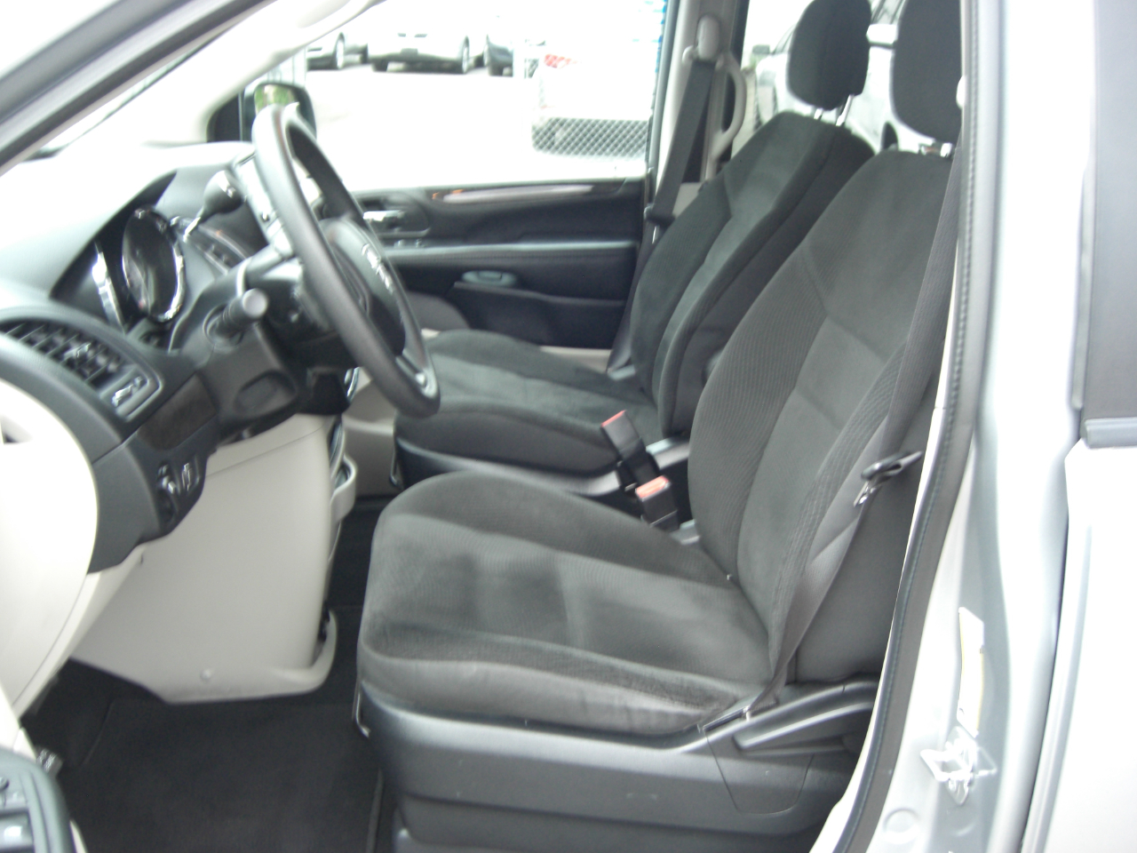 2019 Dodge Grand Caravan SE photo 16