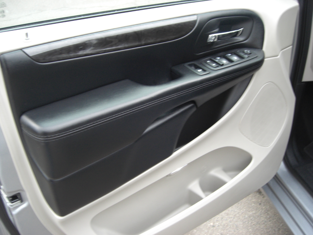 2019 Dodge Grand Caravan SE photo 17