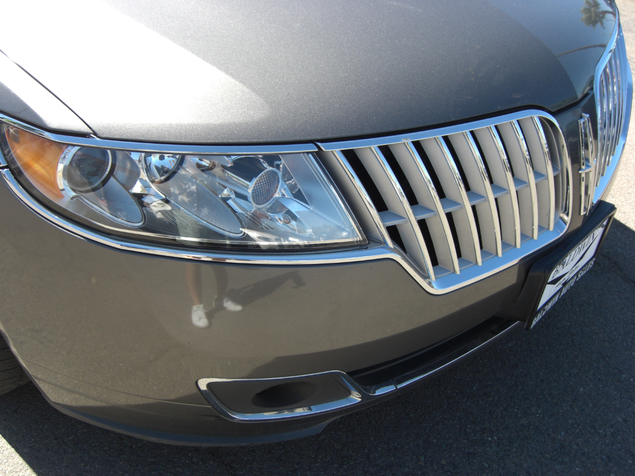 2011 Lincoln MKZ photo 15