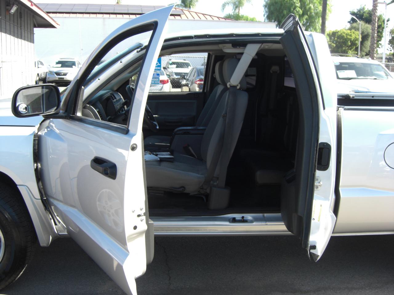 RAM Dakota 2WD Ext Cab Bighorn/Lonestar 2011 RAM Dakota 2WD Ext Cab Bighorn/Lonestar 2011