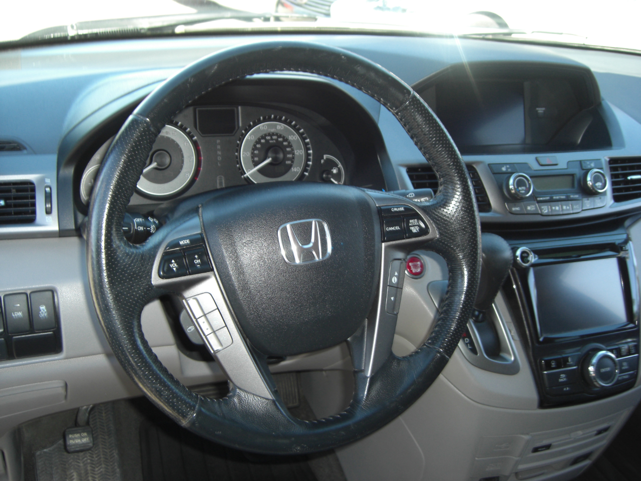 Honda Odyssey 5dr Touring 2015 Honda Odyssey 5dr Touring 2015