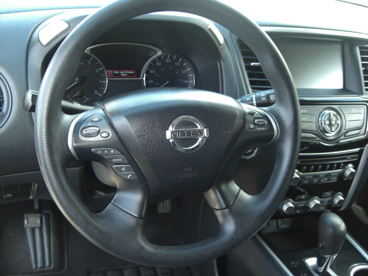 Nissan Pathfinder FWD S 2020