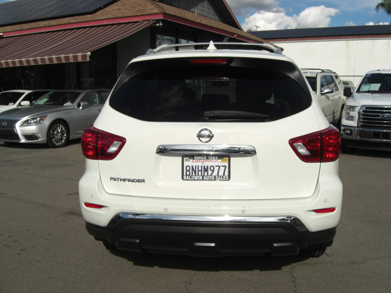 Nissan Pathfinder FWD S 2020