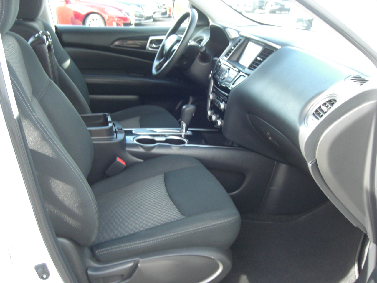 Nissan Pathfinder FWD S 2020