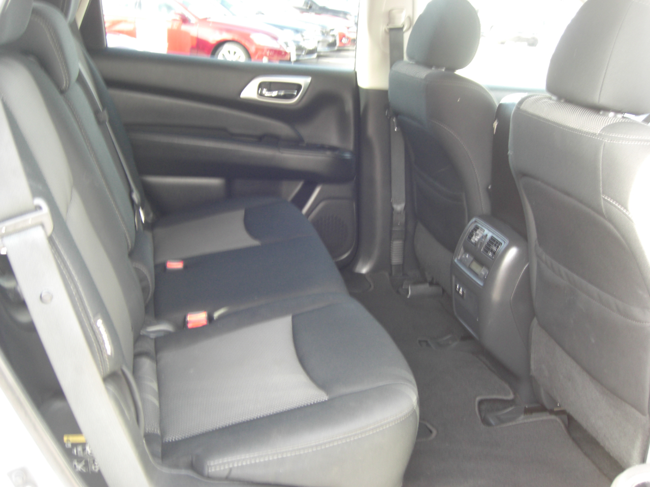 Nissan Pathfinder FWD S 2020