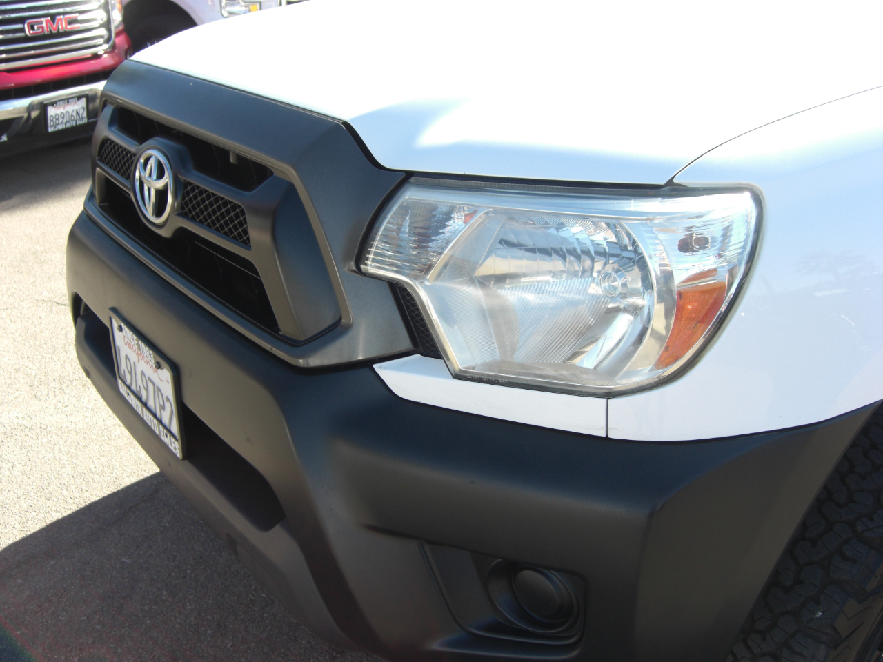 Toyota Tacoma 2WD Reg Cab I4 AT (Natl) 2012