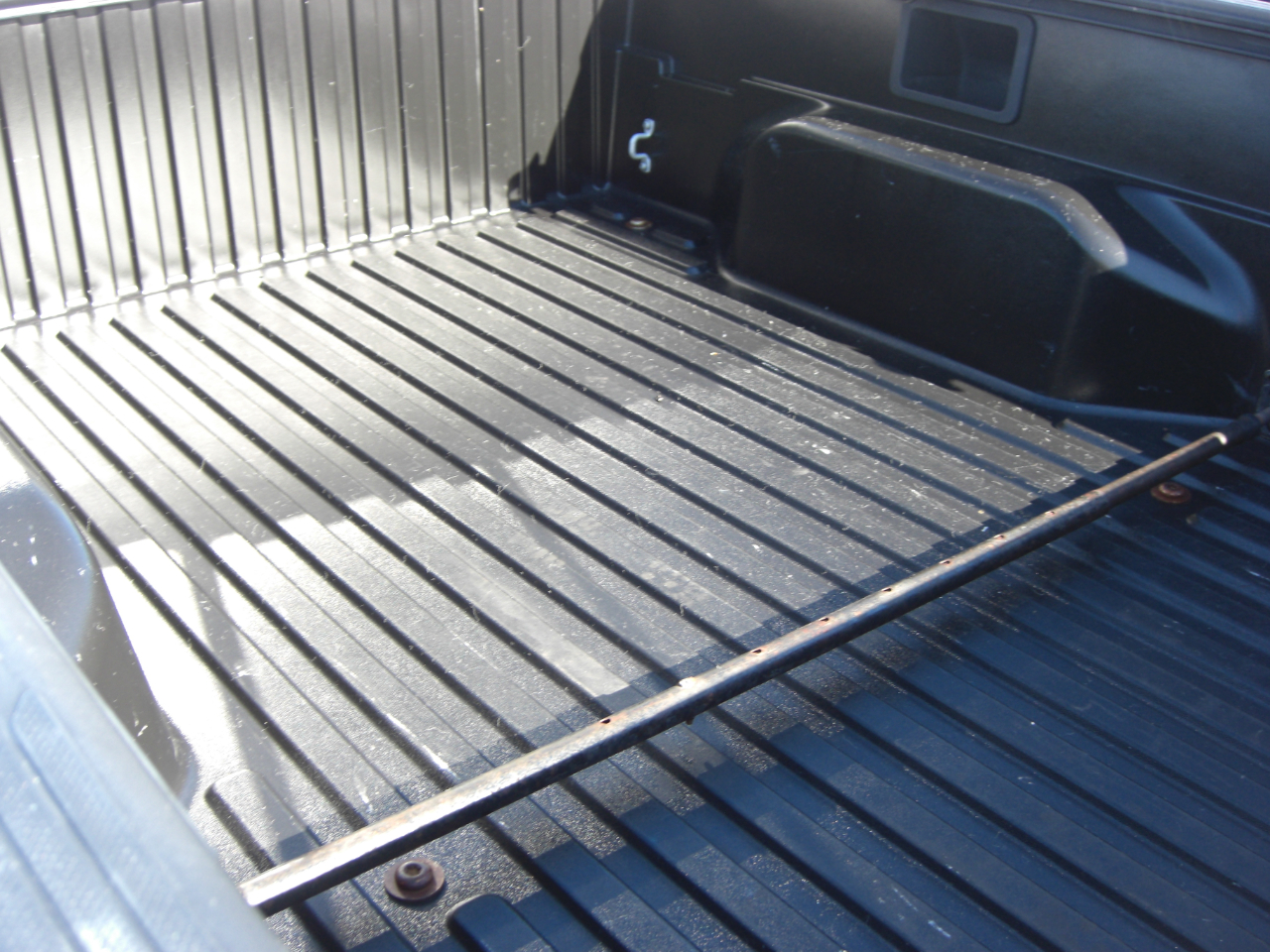 Toyota Tacoma 2WD Reg Cab I4 AT (Natl) 2012