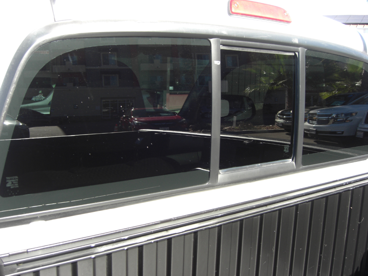 Toyota Tacoma 2WD Reg Cab I4 AT (Natl) 2012