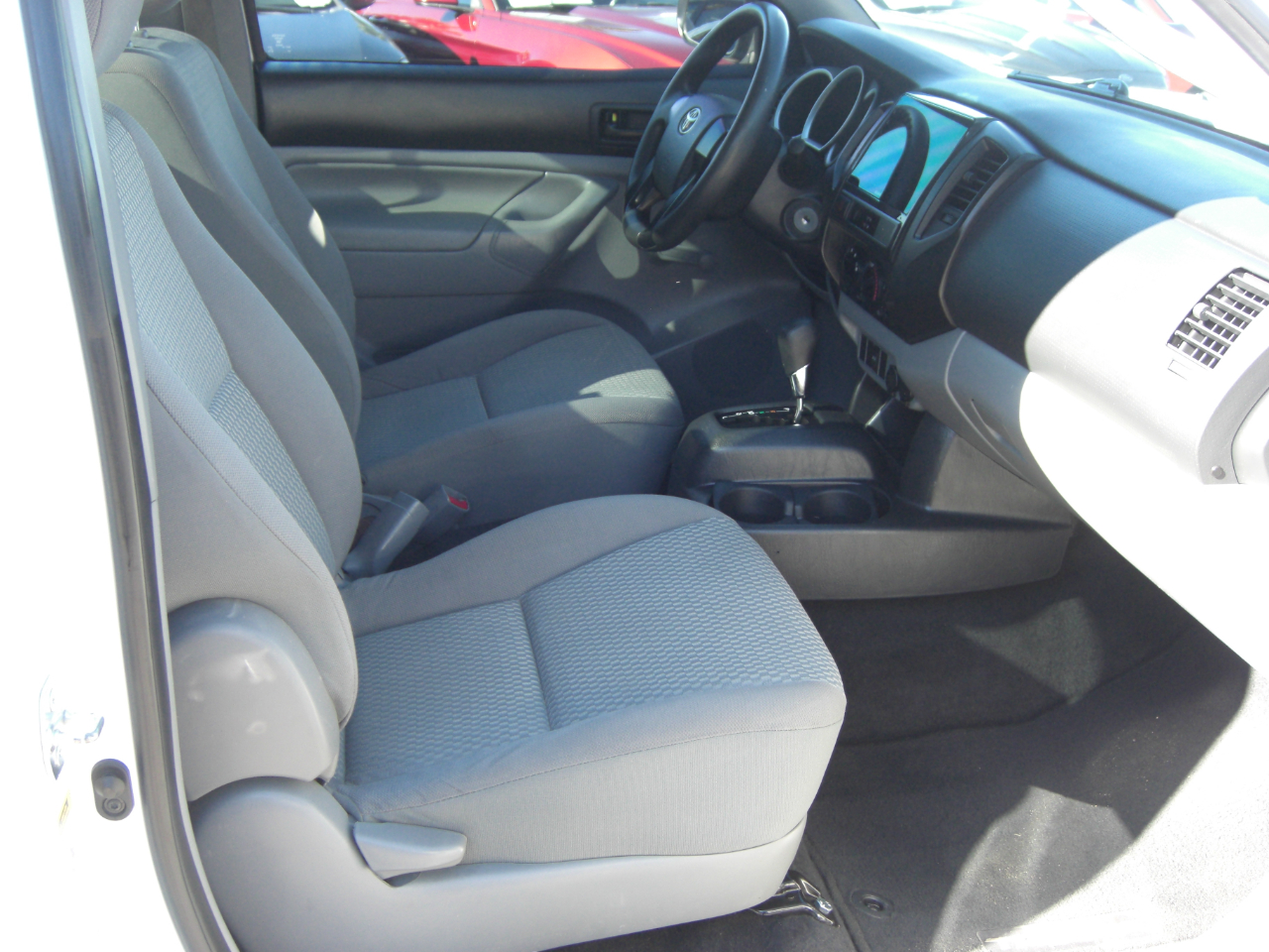 Toyota Tacoma 2WD Reg Cab I4 AT (Natl) 2012