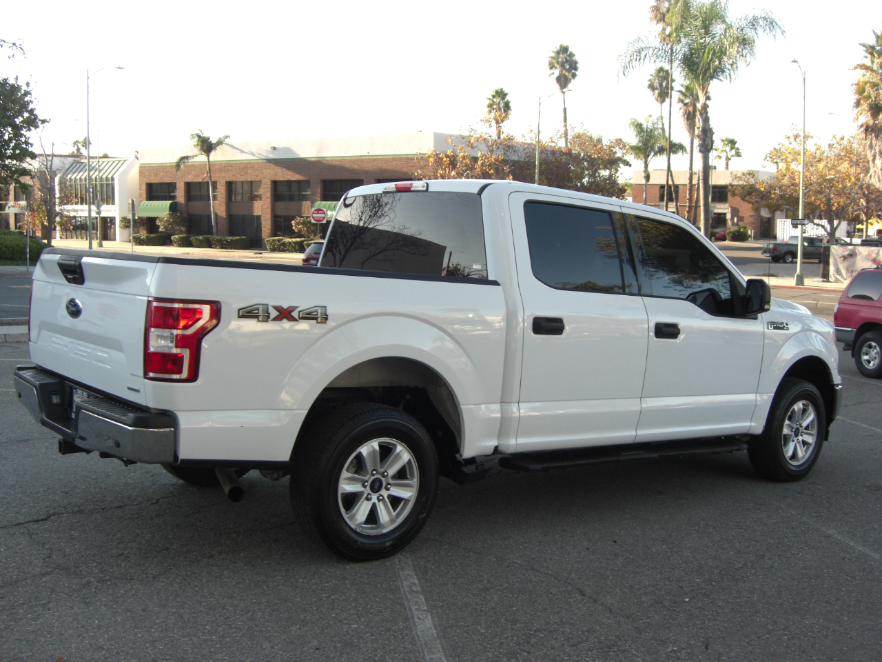 Ford F-150 XLT 4WD SuperCrew 5.5' Box 2018
