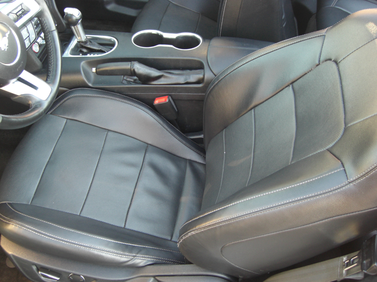 Ford Mustang EcoBoost Convertible 2018