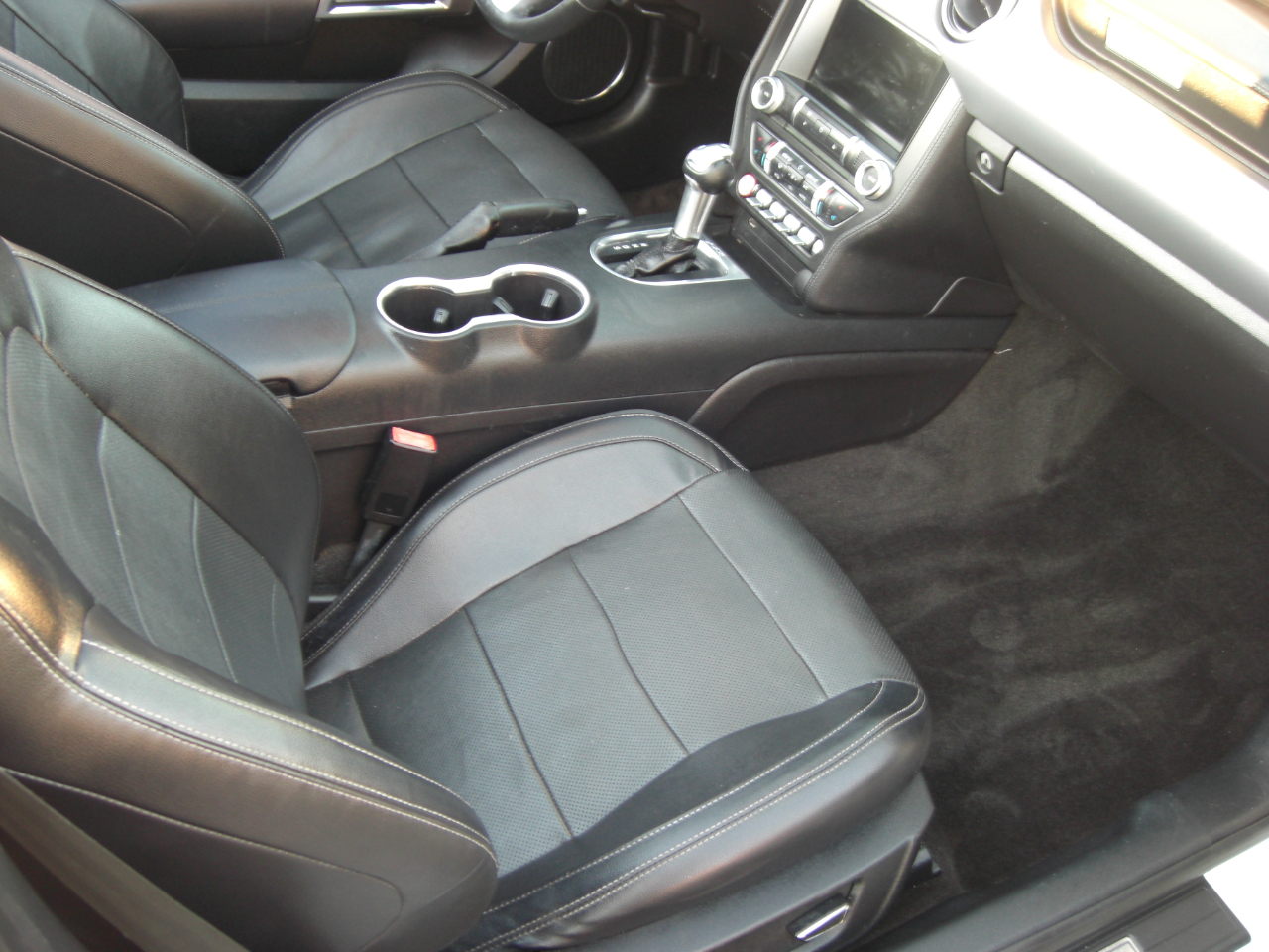 Ford Mustang EcoBoost Convertible 2018